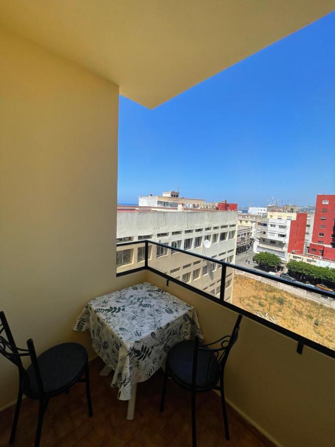 Appartement Centre-Ville Avec Piscine Pour Enfants Tanger Extérieur photo