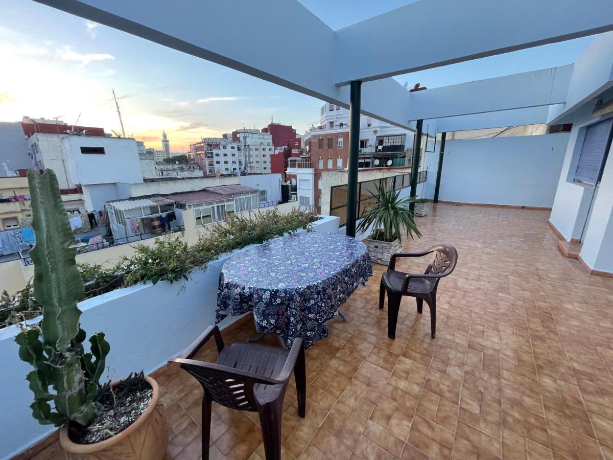 Appartement Centre-Ville Avec Piscine Pour Enfants Tanger Extérieur photo